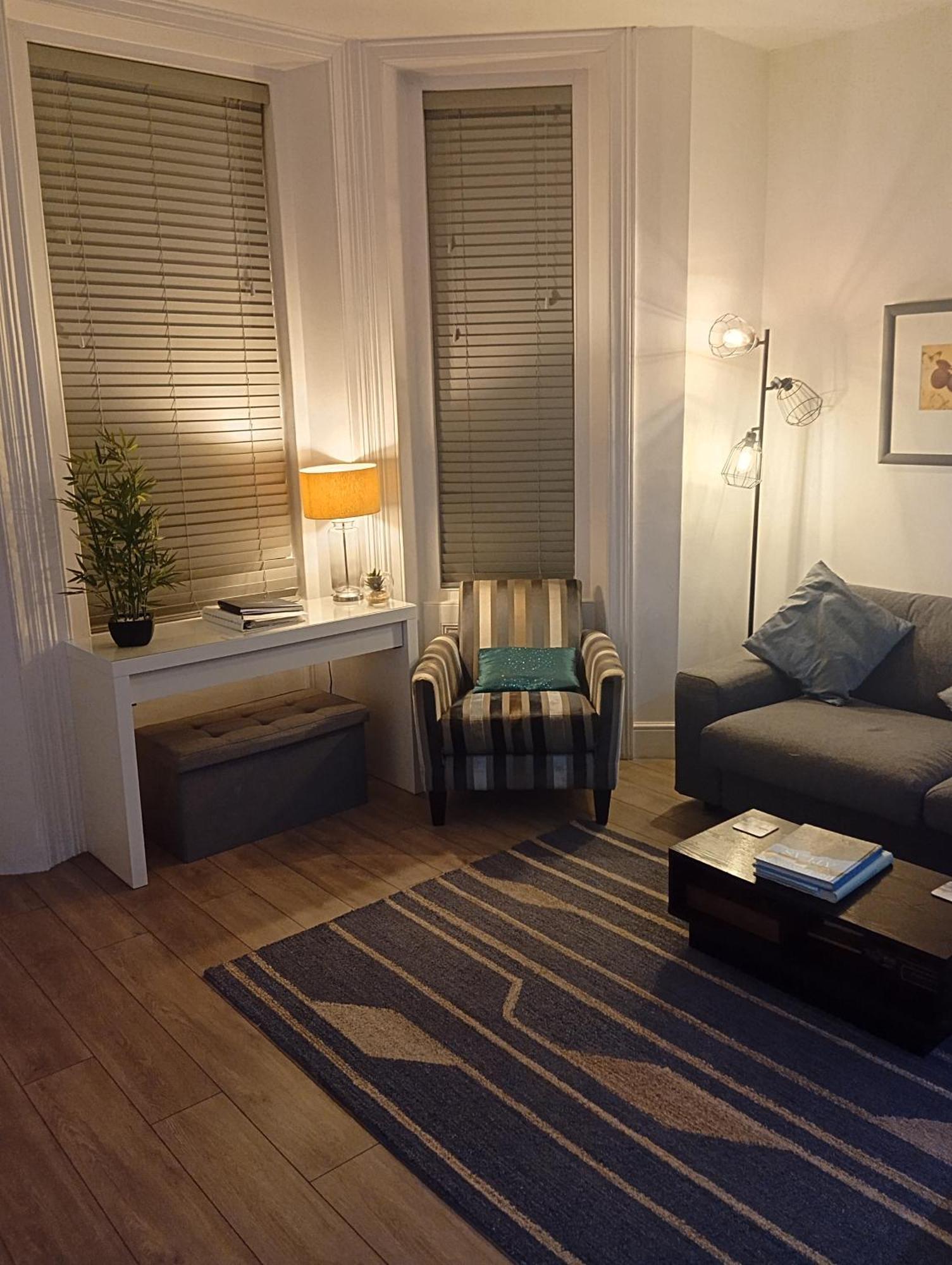 Stylish Apartment In Victorian Conversion Free Parking & Private Patio Close To Beach Town Centre & Bic Bournemouth Zewnętrze zdjęcie